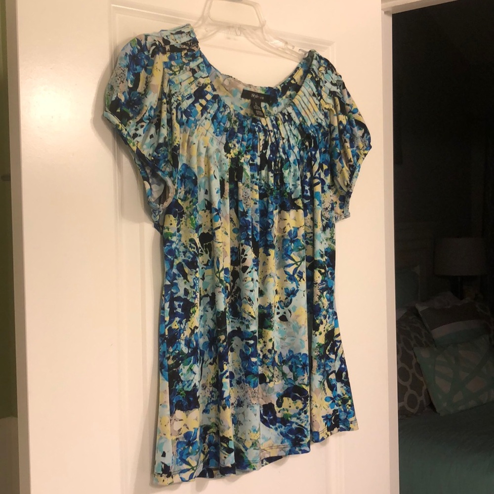 Short sleeve blouse